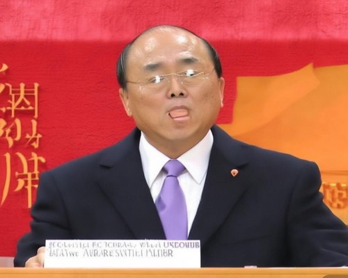 嗯，用户让我写一篇关于直鼻微翘的文章，标题和内容都要写。首先，我得理解这个关键词的意思。直鼻微翘，听起来像是描述鼻部的形态特征，可能和美学或者医学有关。我应该先查一下这个词的具体定义和相关领域